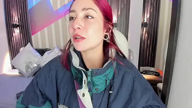 emily_layton — fucking machine + squirt