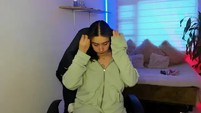 Avatar of Emily_Lindey