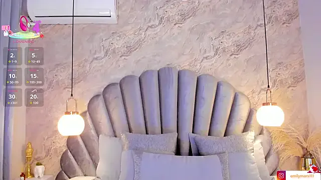 Avatar of emily_mars1