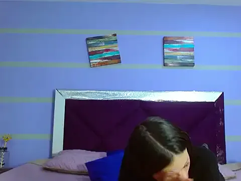 Emily_Swiftt — ride pussy