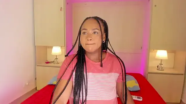 Avatar of EmilyyStuart