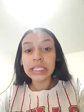 Avatar of emma_ambar