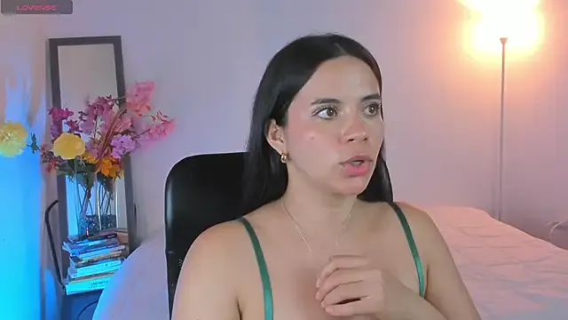 Emma_Sweeney_ — Fingering and pussy closeup.