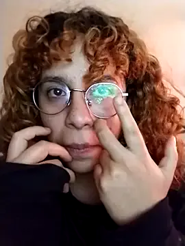 EmmaMelissa0521 — Tease play nipples + be toplees