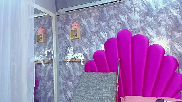 Avatar of EMMAPARISS