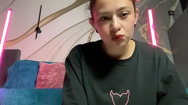 Avatar of erikaa_miuu