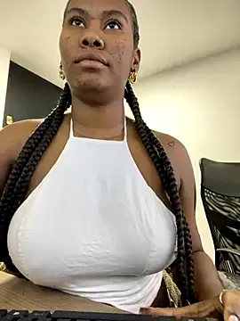 Avatar of EroticAlanaa