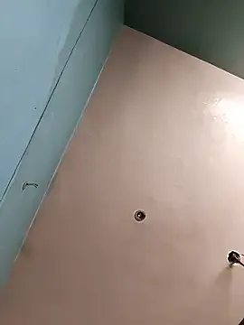 Eshwari_Chopra's avatar