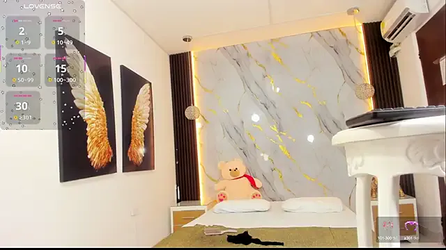 Avatar of estephany_doll