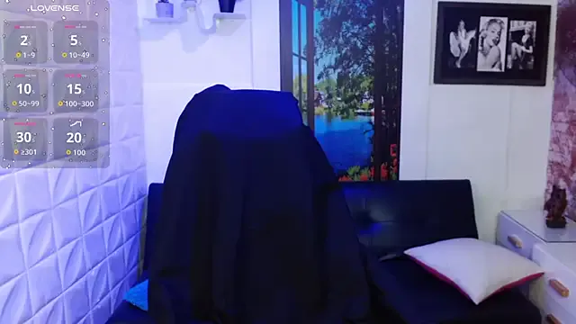 Eva_Roussell — Freechat on StripChat