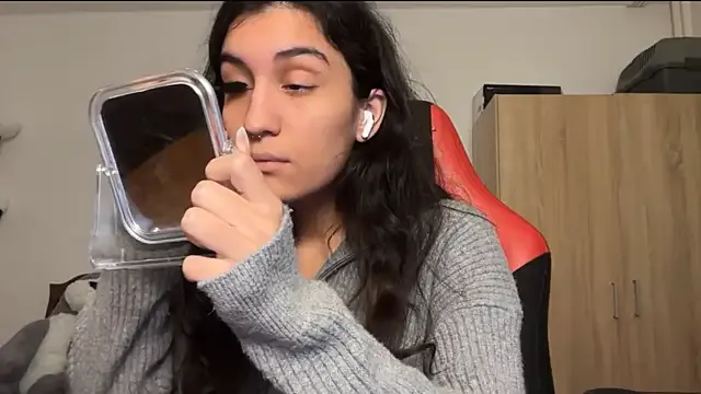 EvaJetty — Rub my nipples~