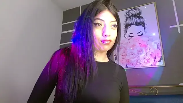 Ey_im_simone — rub that saliva on your pussy