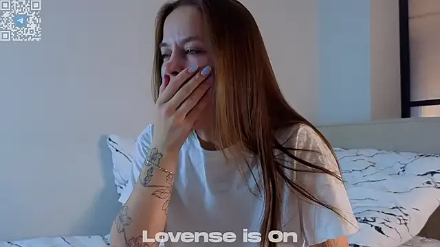 FalineDowlen — Pillow fuck+toy control