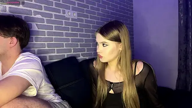 fetchingcouplee — finger-fucking anal