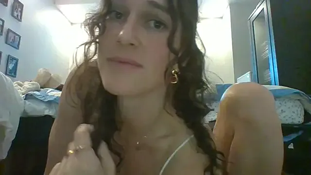 forbiddenbabygirl — Freechat on StripChat