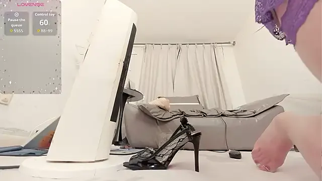 fox-yiyi — Freechat on StripChat