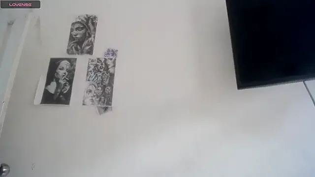 Avatar of Foxy_Lovex