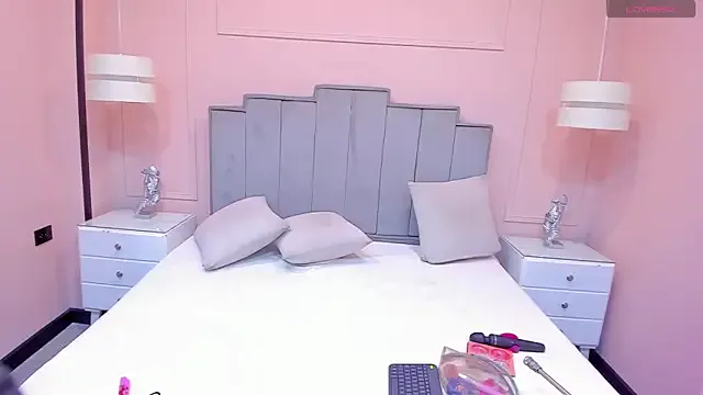 Avatar of gabriela_lux