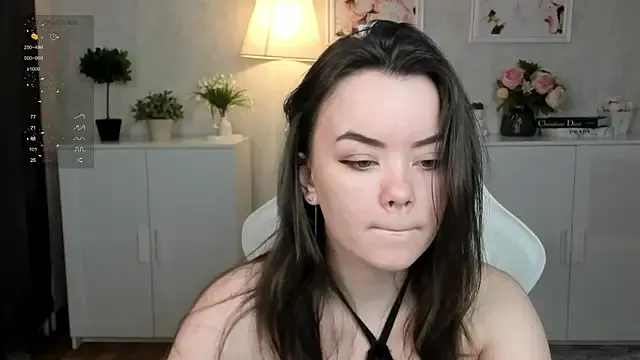 Gentle_Ariel — I'll play with my pussy in my panties 