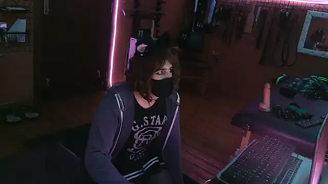 Ginny-the-bdsm-nympho — Handsfree sissygasm