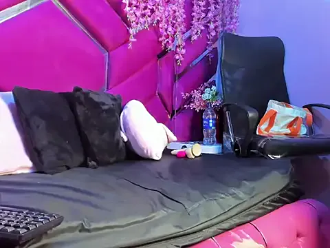 Gisell_Squirt_ — fingers in my pussy 