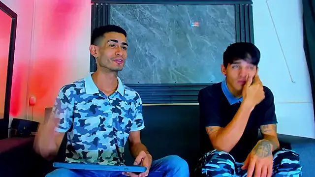 Golldens_Dreamss —  Show body naked 