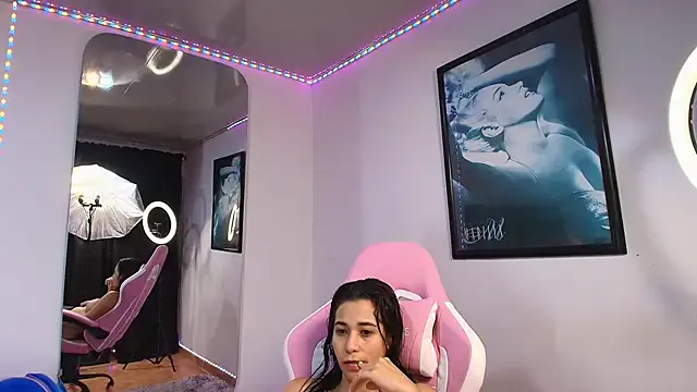 GraceWallace_ — finger my pussy