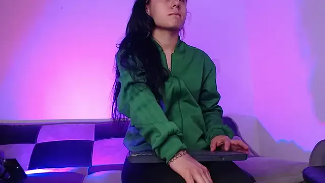 GwenHazel — oil ass