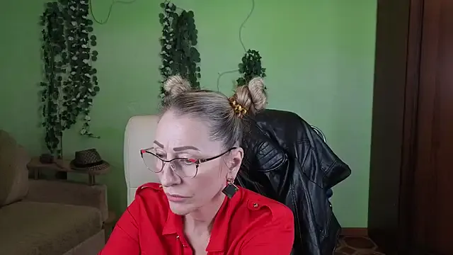 Habibi_Honeyy — Passionate tongue