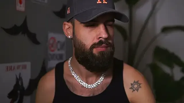 Avatar of HairyRobxxx