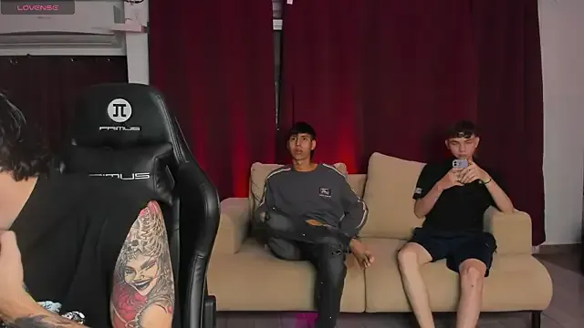 Avatar of Handsomeboyss19