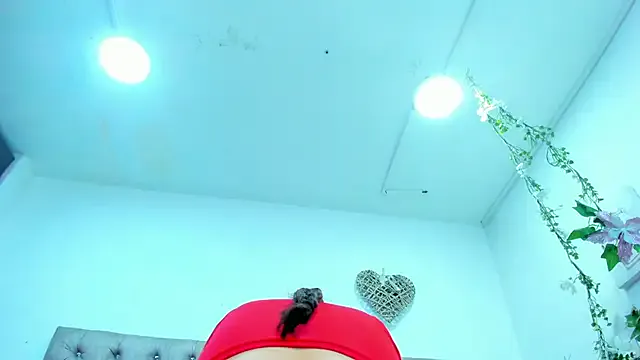 Avatar of Hannah_Miller__