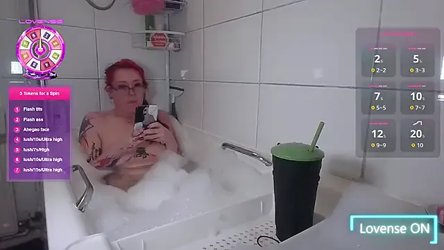 Harley-Moon — naked