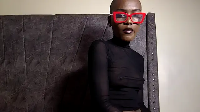 Avatar of HarlotyQueen