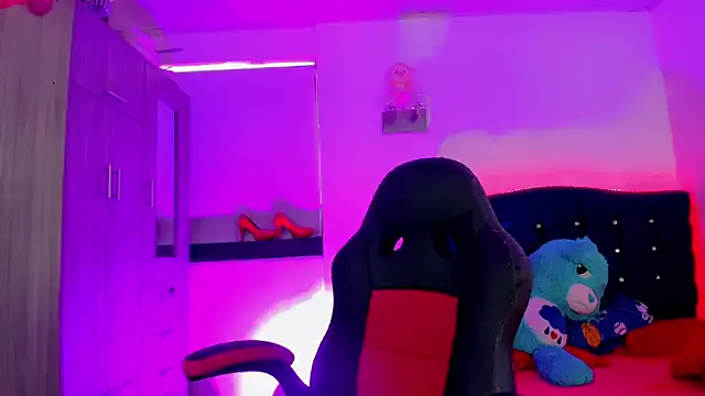 Avatar of Hellen_moons__