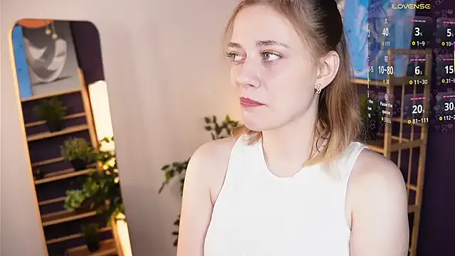 Avatar of HollieCollelo