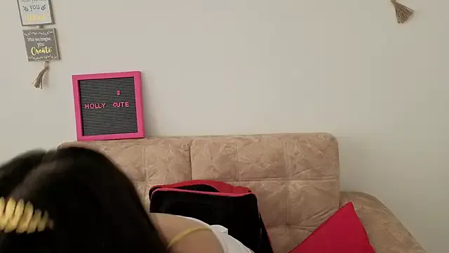 Avatar of hollycute__