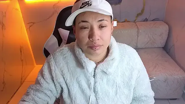 hollypeyton1_tp — Freechat on StripChat