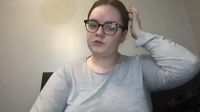 honeyyy24 — flash tits