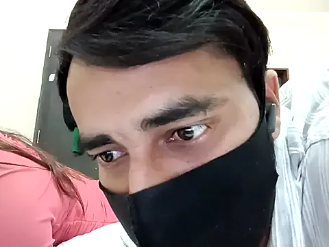 horny_milf_couple — Fully Nude in Public and Fingering