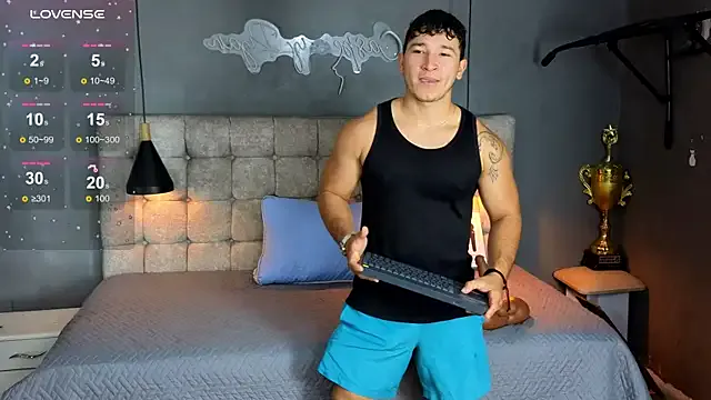 Horny_nick18 — HAPPY BIRTHDAY GIVE ME ALL YOUR MILK DAD