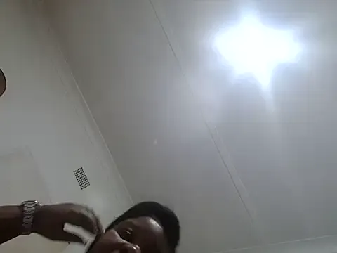 Avatar of Hornychubbybitch