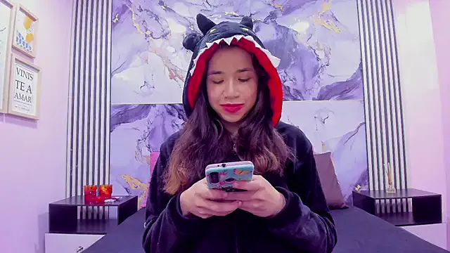 Hot_Barbie_Poku2 — Remove bra, 10 tit spanks 