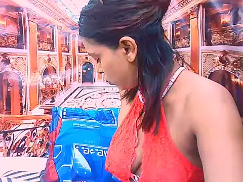 IndianSexyAss — surprise me n make me dripn cum hard