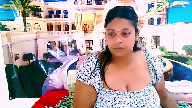 IndianYummy — flash boob
