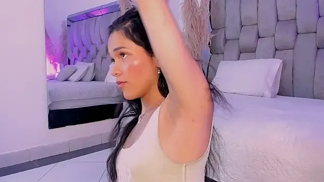 Avatar of Isa_Little_Star