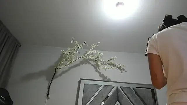 Avatar of Isa_Rouse__