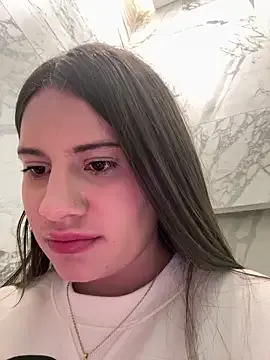 Avatar of Isabella21_