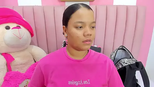 ISABELLA_020 — Show ass hole 