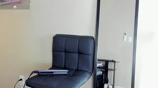 Avatar of isabella_milf_